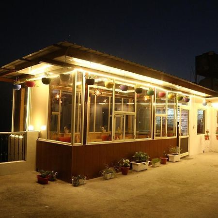 Shining Hills Hotel Mussoorie Eksteriør billede