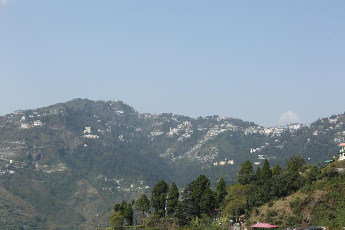 Shining Hills Hotel Mussoorie Eksteriør billede
